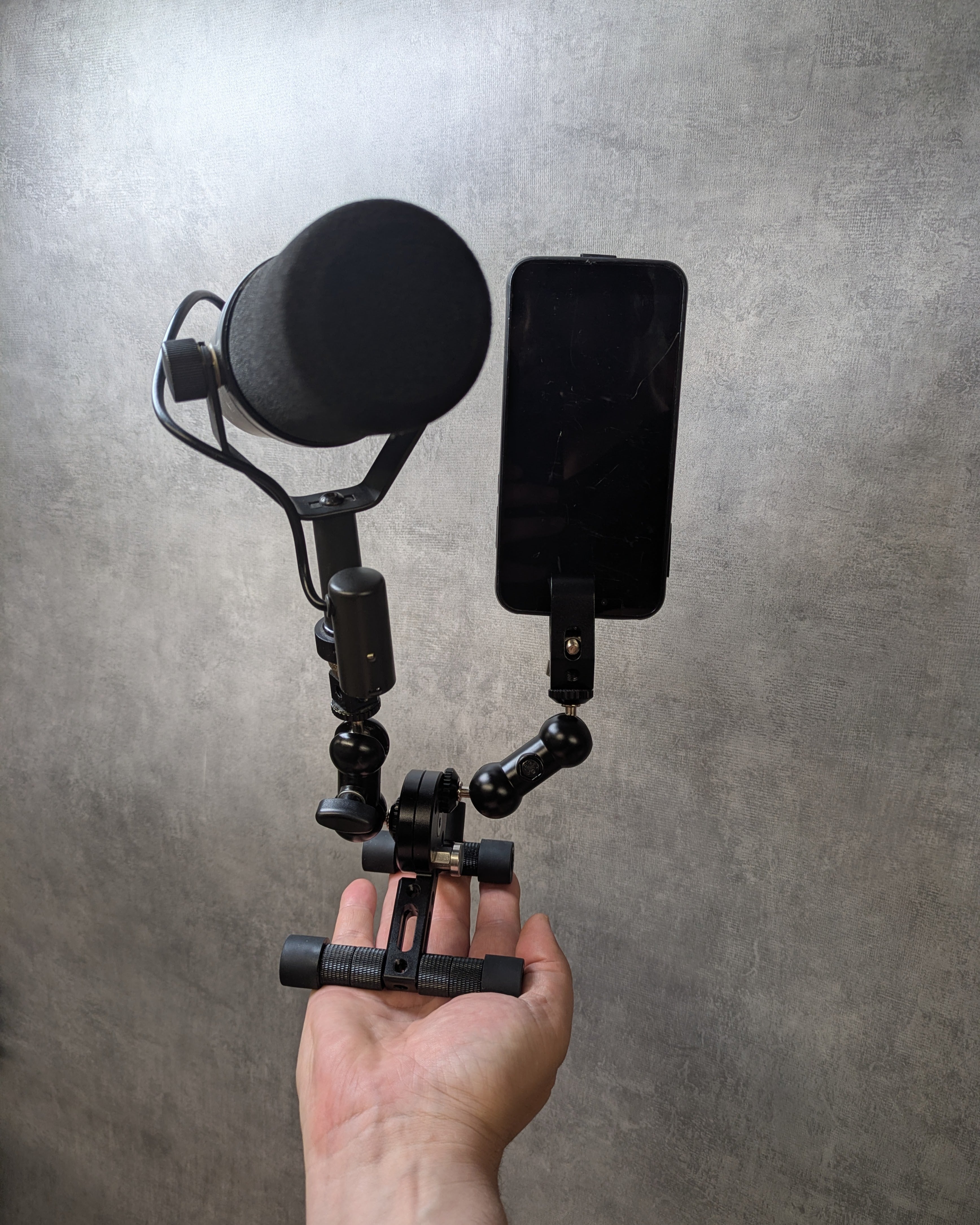 Media Stand Kit 02